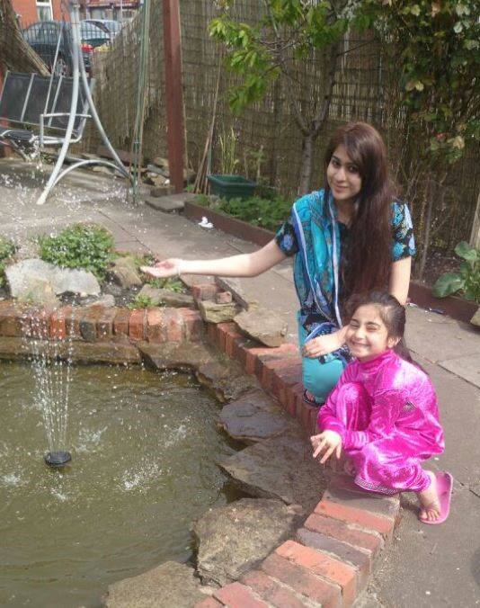 Cooling off by the fountain.